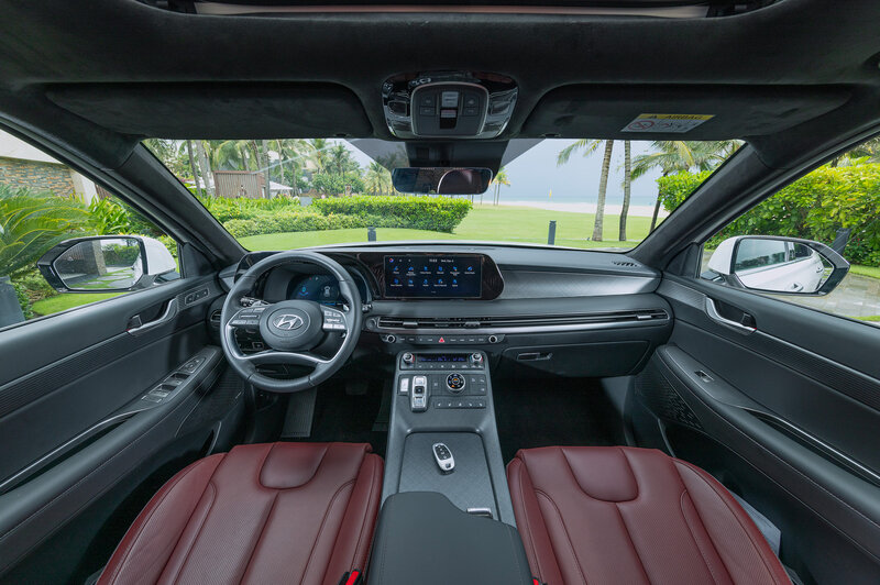 Thiết kế nội thất và tiện nghi trong khoang lái của Hyundai Palisade. Ảnh: TC Motor