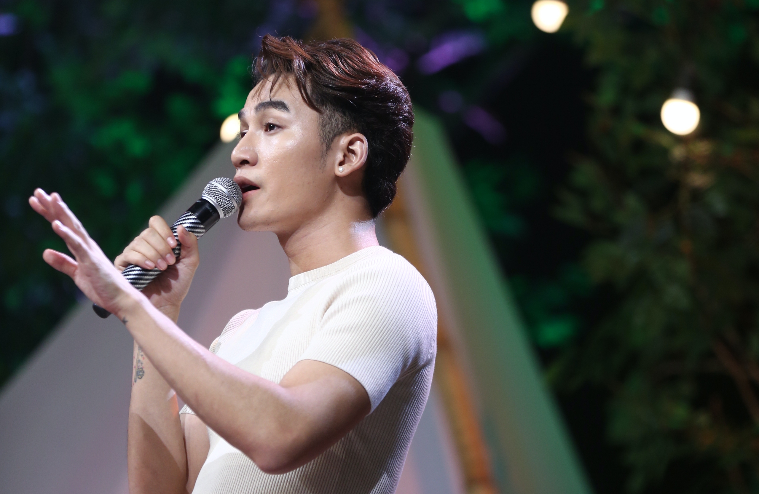 Ali Hoàng Dương. Ảnh: Bee