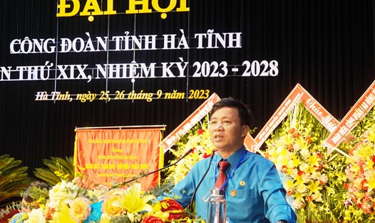 Ông Nguyễn Văn Danh tiếp tục được tín nhiệm bầu giữ chức Chủ tịch LĐLĐ tỉnh Hà Tĩnh nhiệm kỳ 2023 - 2028. Ảnh: Trần Tuấn