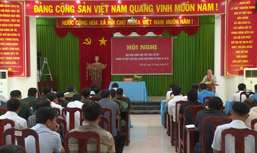 Đoàn Đại biểu Quốc hội tỉnh Kiên Giang đơn vị số 3 có buổi tiếp xúc cử tri xã Phú Mỹ, huyện Giang Thành. Ảnh: Nguyên Anh
