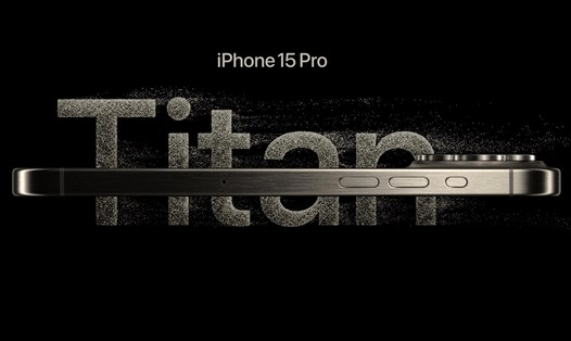 Có ý kiến cho rằng viền titan mới chính là lý do khiến iPhone 15 Pro gặp vấn đề quá nhiệt. Ảnh: Apple