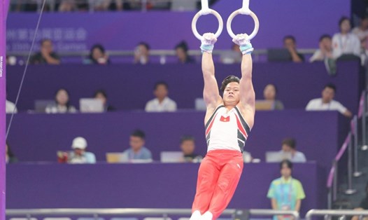 Khánh Phong giành huy chương bạc vòng treo tại ASIAD 19. Ảnh: Đăng Huy