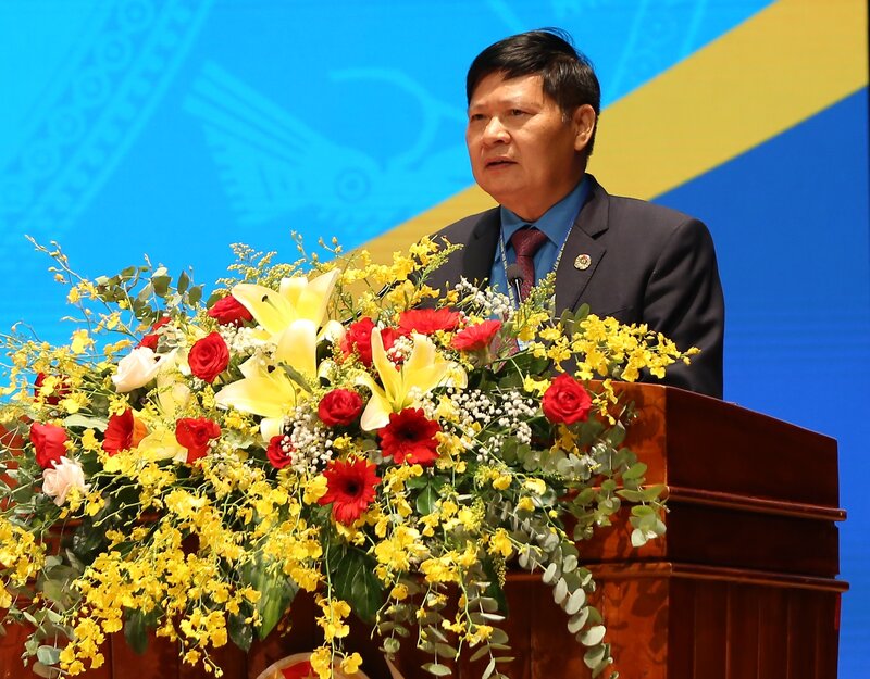 Phó Chủ tịch Tổng Liên đoàn Lao động Việt Nam Phan Văn Anh phát biểu chỉ đạo Đại hội. Ảnh: Viên Nguyễn.