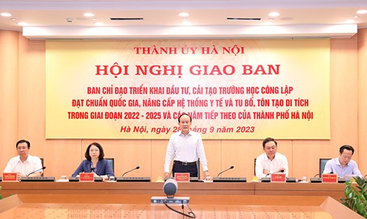 Chủ tịch HĐND TP Hà Nội Nguyễn Ngọc Tuấn, Trưởng ban Chỉ đạo chủ trì hội nghị. Ảnh: Hanoi.gov