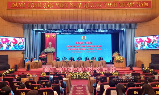Khai mạc Đại hội Công đoàn tỉnh Tuyên Quang lần thứ XVII. Ảnh: Lam Thanh