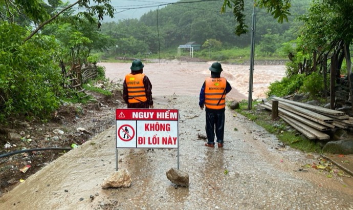 Nhiều địa phương tại Quảng Bình bị chia cắt do mưa lớn những ngày qua. Ảnh: Đức Trí