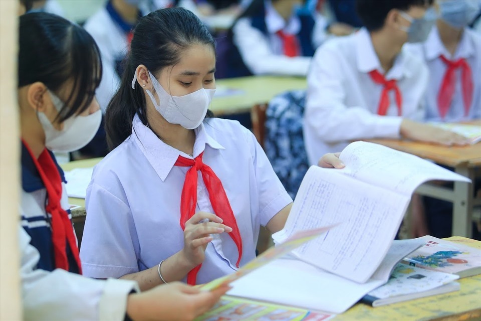 Học sinh háo hức cho ngày tựu trường năm học 2023 - 2024. Ảnh: Hải Nguyễn