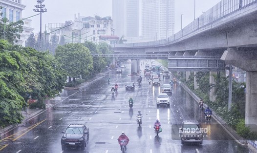 Hà Nội có mưa dông từ ngày 9.9. Ảnh: Tùng Giang. 