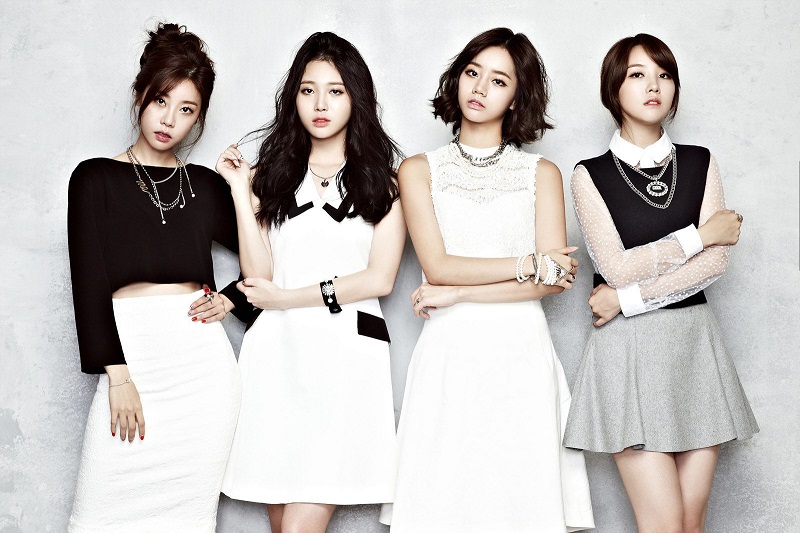 Hyeri (thứ 3 từ trái sang) từng thành thành viên nhóm Girl's Day. Ảnh: Dream T Entertainment