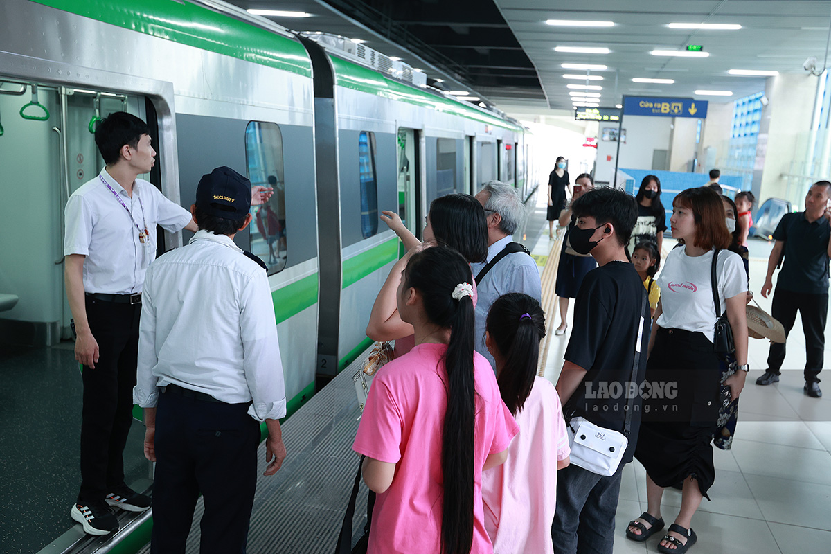 Sau gần 2 năm chính thức đưa vào sử dụng, tuyến đường sắt nội đô đã vận chuyển hàng triệu lượt hành khách, góp phần giảm tải áp lực giao thông trên tuyến đường Cát Linh - Hà Đông.