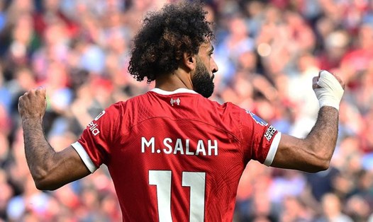 Bất chấp những tin đồn ra đi, Salah vẫn đang cống hiến hết mình cho Liverpool.  Ảnh: LFC