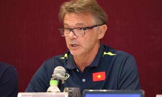 Huấn luyện viên Troussier đặt ra nhiều mục tiêu cho U23 Việt Nam. Ảnh: Trung Hiếu
