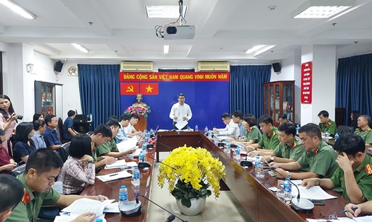 Ông Bùi Quang Huy phát biểu tại buổi làm việc với BHXH TP Hồ Chí Minh. Ảnh: Thanh Giang