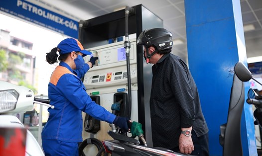Giá xăng dầu tăng sẽ ảnh hưởng tới chỉ số CPI, lạm phát. Ảnh: Hải Nguyễn