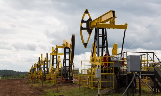 Nga tuyên bố giảm số lượng xuất khẩu khiến giá dầu tăng vọt. Ảnh: Xinhua