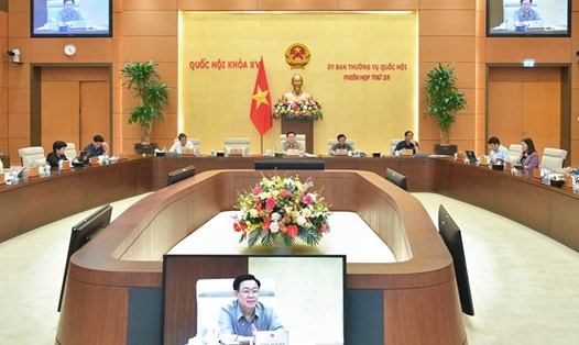 Phiên họp thứ 25 của Ủy ban Thường vụ Quốc hội diễn ra hồi tháng 8.2023. Ảnh: Phạm Đông