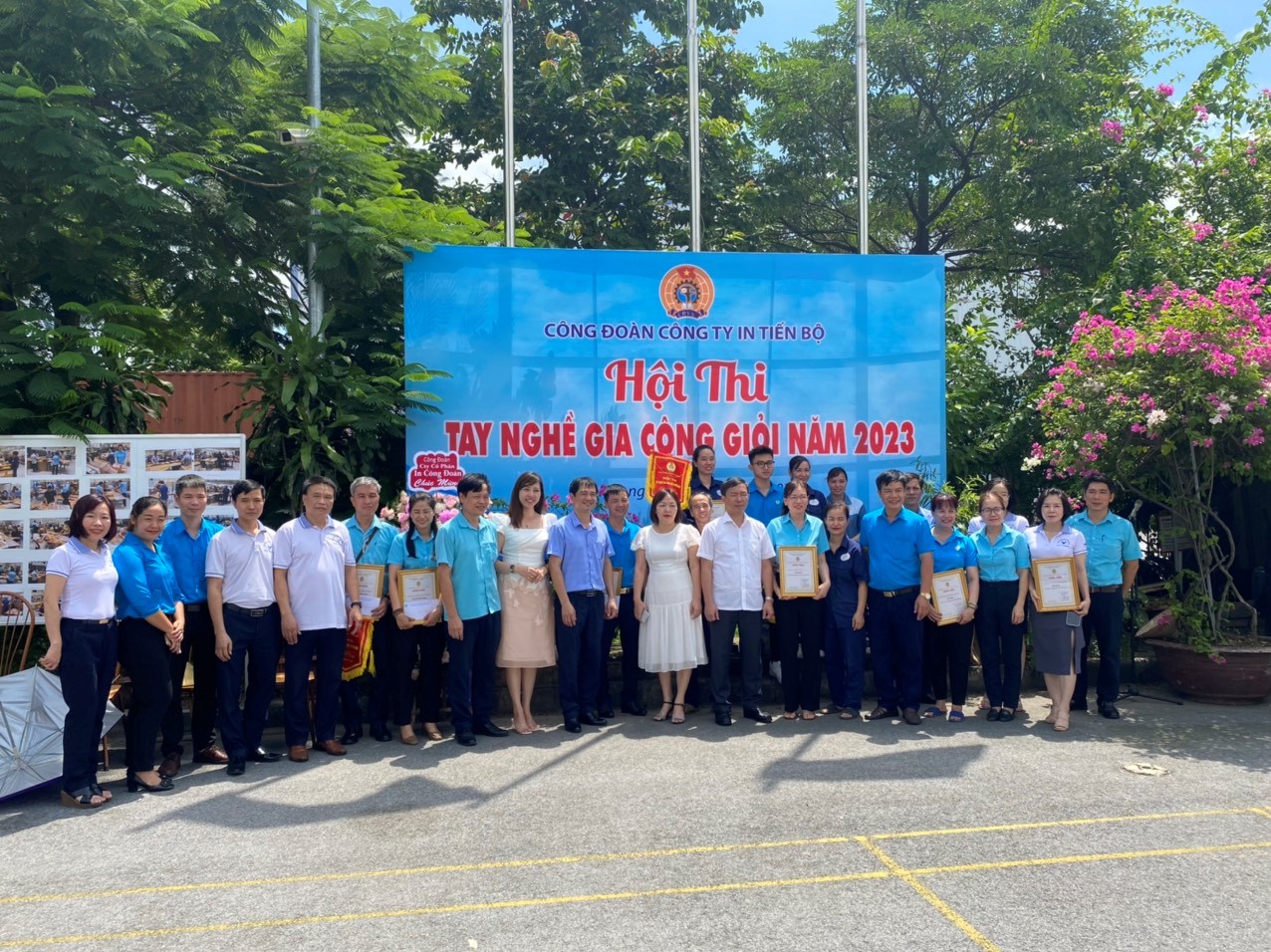 Công đoàn Công ty In Tiến Bộ tổ chức Hội thi tay nghề gia công thủ công giỏi năm 2023. Ảnh: Công đoàn Công ty.
