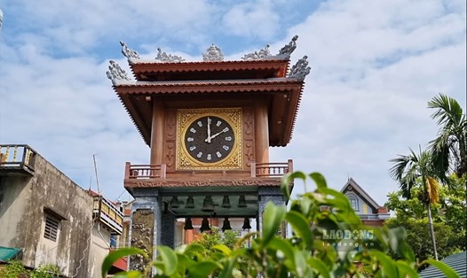 Bộ sưu tập đồng hồ công cộng Châu Âu nhiều nhất Việt Nam của người đàn ông ở Thái Bình. Ảnh: Lương Hà