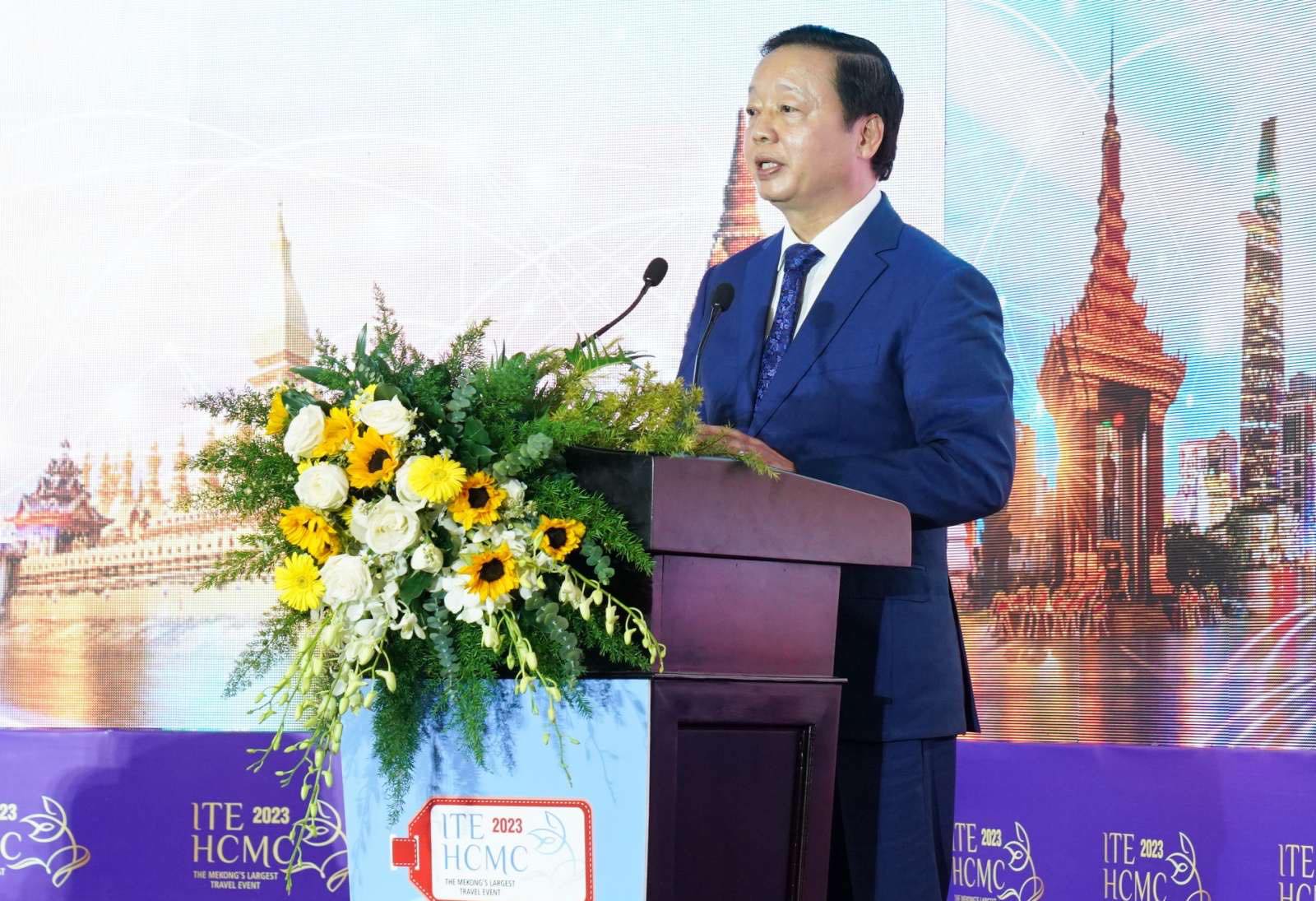 Phó Thủ tướng Chính phủ Trần Hồng Hà phát biểu chỉ đạo tại diễn đàn. Ảnh Ánh Dương