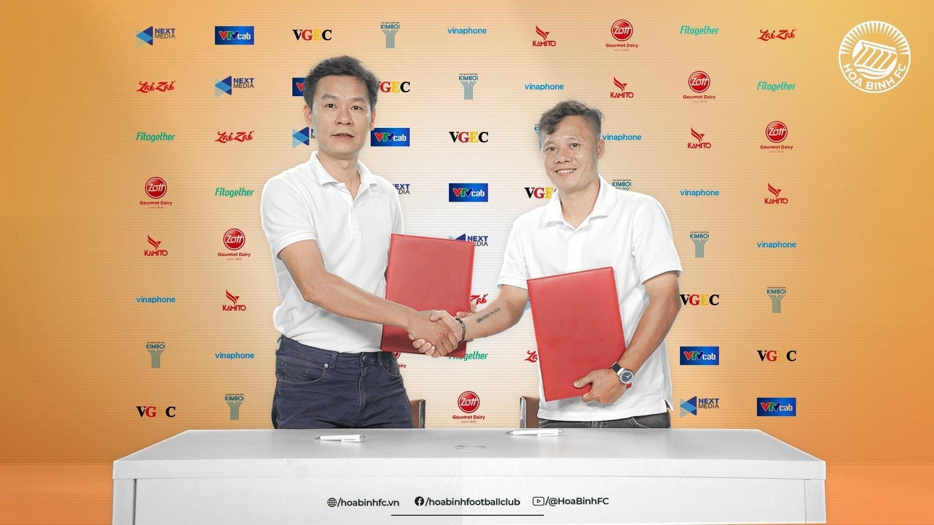 Cựu tuyển thủ Thành Lương trở thành huấn luyện viên câu lạc bộ Hoà Bình