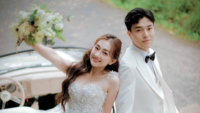 Cặp đôi phim "Nhà bà Nữ" chia sẻ bộ ảnh cưới ngọt ngào. Ảnh: Nhân vật cung cấp