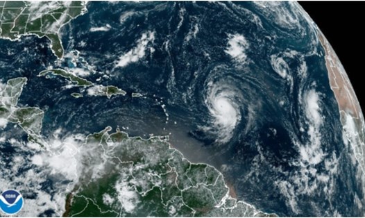 Ảnh vệ tinh bão Lee ngày 7.9. Ảnh: NOAA