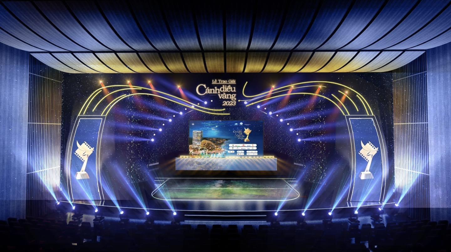 Sân khấu hiện đại diễn ra lễ trao giải Cánh diều vàng năm 2023. Ảnh: Nguyễn Linh