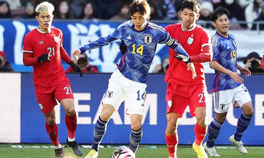 Tuyển Nhật Bản có trận thắng đậm 5-0 trước Thái Lan với cả 5 bàn đều ghi trong hiệp 2. Ảnh: Nikkan