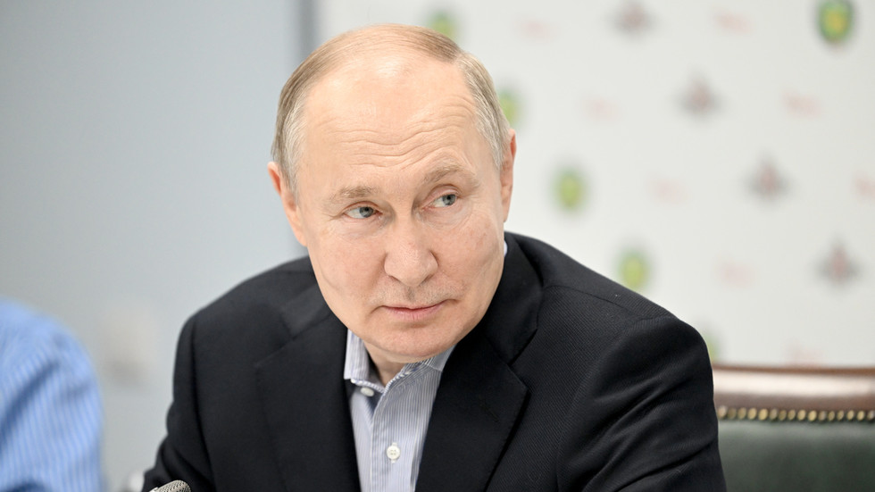 Tổng thống Nga Vladimir Putin phát biểu hôm 1.1.2024. Ảnh: Sputnik