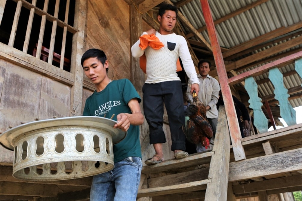 Đời sống bà con người Cống nay đã khác xưa. Ảnh: Đông Phong