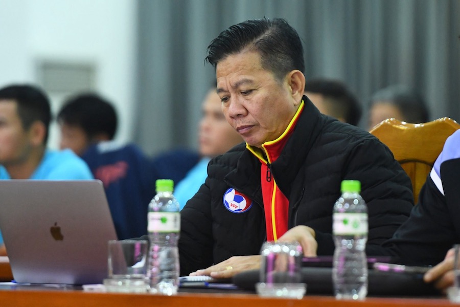 Huấn luyện viên Hoàng Anh Tuấn tham dự hội thảo. Ảnh: Nguyễn Giang