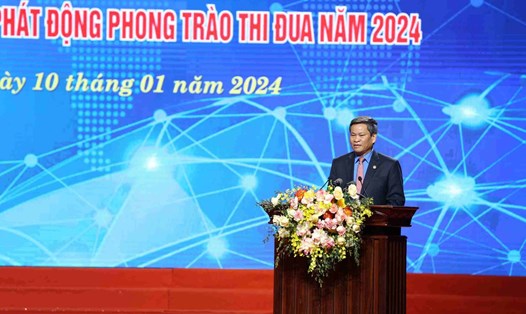 Phó Chủ tịch Tổng LĐLĐVN Huỳnh Thanh Xuân nhấn mạnh tới nhiệm vụ thành lập Công đoàn cơ sở, phát triển đoàn viên đối với Công đoàn Hà Nội. Ảnh: Mai Quý