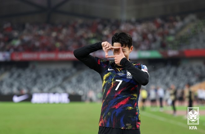 Son Heung-min sẽ lĩnh xướng hàng công của tuyển Hàn Quốc tại Asian Cup 2023.  Ảnh: KFA 