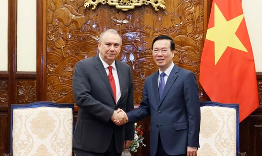 Chủ tịch nước Võ Văn Thưởng tiếp Đại sứ Peru tại Việt Nam Augusto Morelli. Ảnh: TTXVN