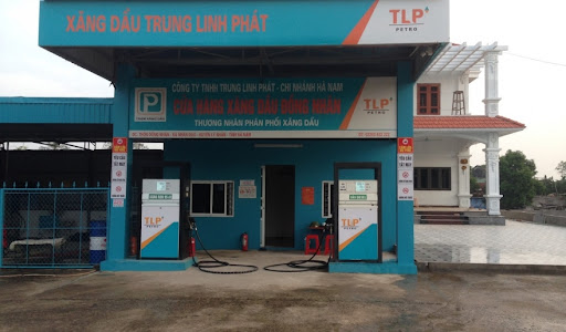 Một cửa hàng xăng dầu của Công ty TNHH Trung Linh Phát. Ảnh: Nguyễn Phong