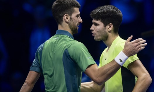 Novak Djokovic và Carlos Alcaraz sẽ đi hết hành trình để gặp nhau tại chung kết Australian Open 2024? Ảnh: ATP
