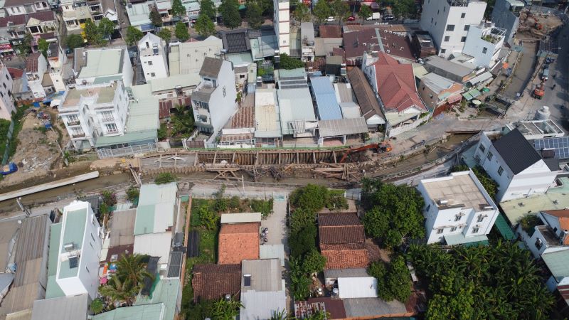 Đây là dự án xử lý điểm ngập đoạn ngã ba Cống đường Thích Quảng Đức từ ngã ba Cống đến cầu Bà Hên, thuộc phường Phú Cường, thành phố Thủ Dầu Một, tỉnh Bình Dương.