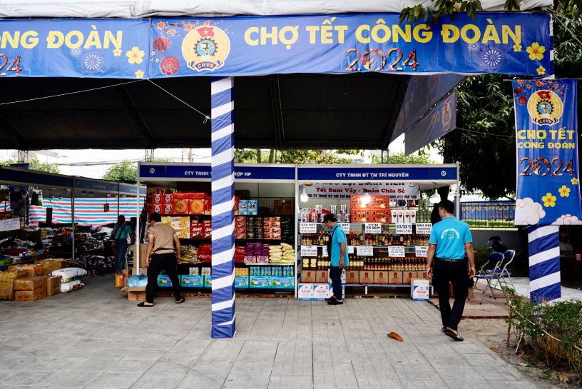 Không gian chợ Tết Công đoàn ở Tây Ninh. Ảnh: CD KKT TN cung cấp