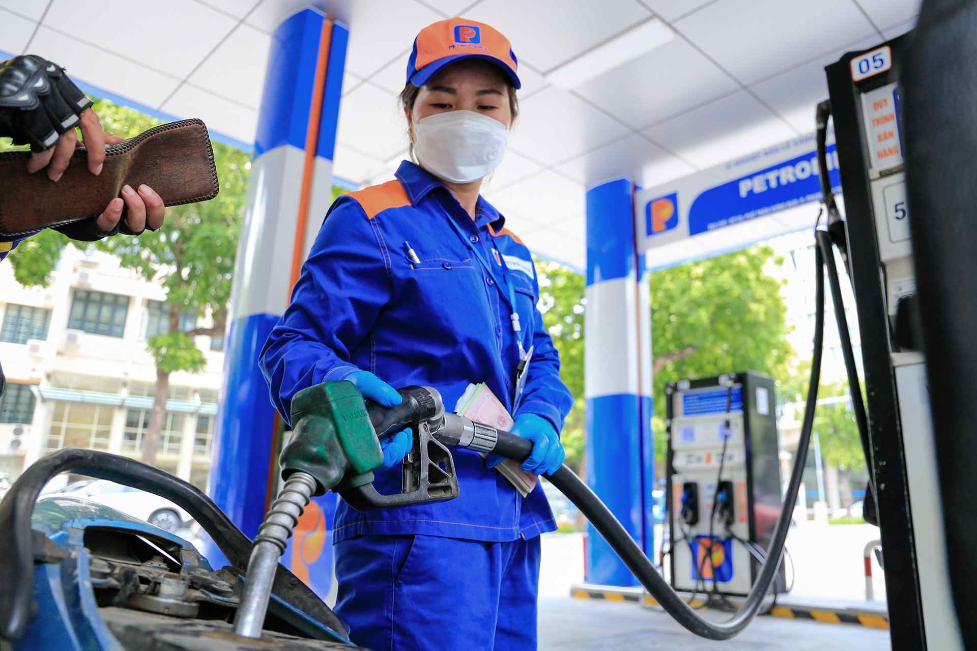 Thanh tra Chính phủ cũng chỉ ra những vi phạm trong kinh doanh xăng dầu của Petrolimex. Ảnh: Nguyễn Phong