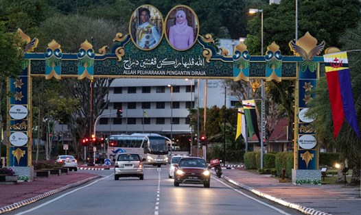 Hoàng tử Brunei Abdul Mateen kết hôn cô dâu Yang Mulia Anisha Rosnah là thông tin nhận được nhiều sự quan tâm tại Brunei. Ảnh: AFP
