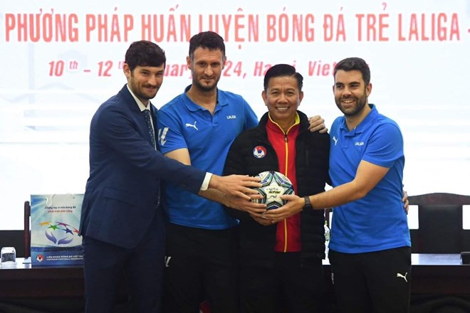 Các huấn luyện viên Việt Nam được cập nhật phương pháp huấn luyện từ chuyên gia La Liga