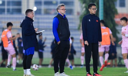 Huấn luyện viên Troussier muốn Đội tuyển Việt Nam thể hiện tốt tại Asian Cup 2023. Ảnh: Minh Dân