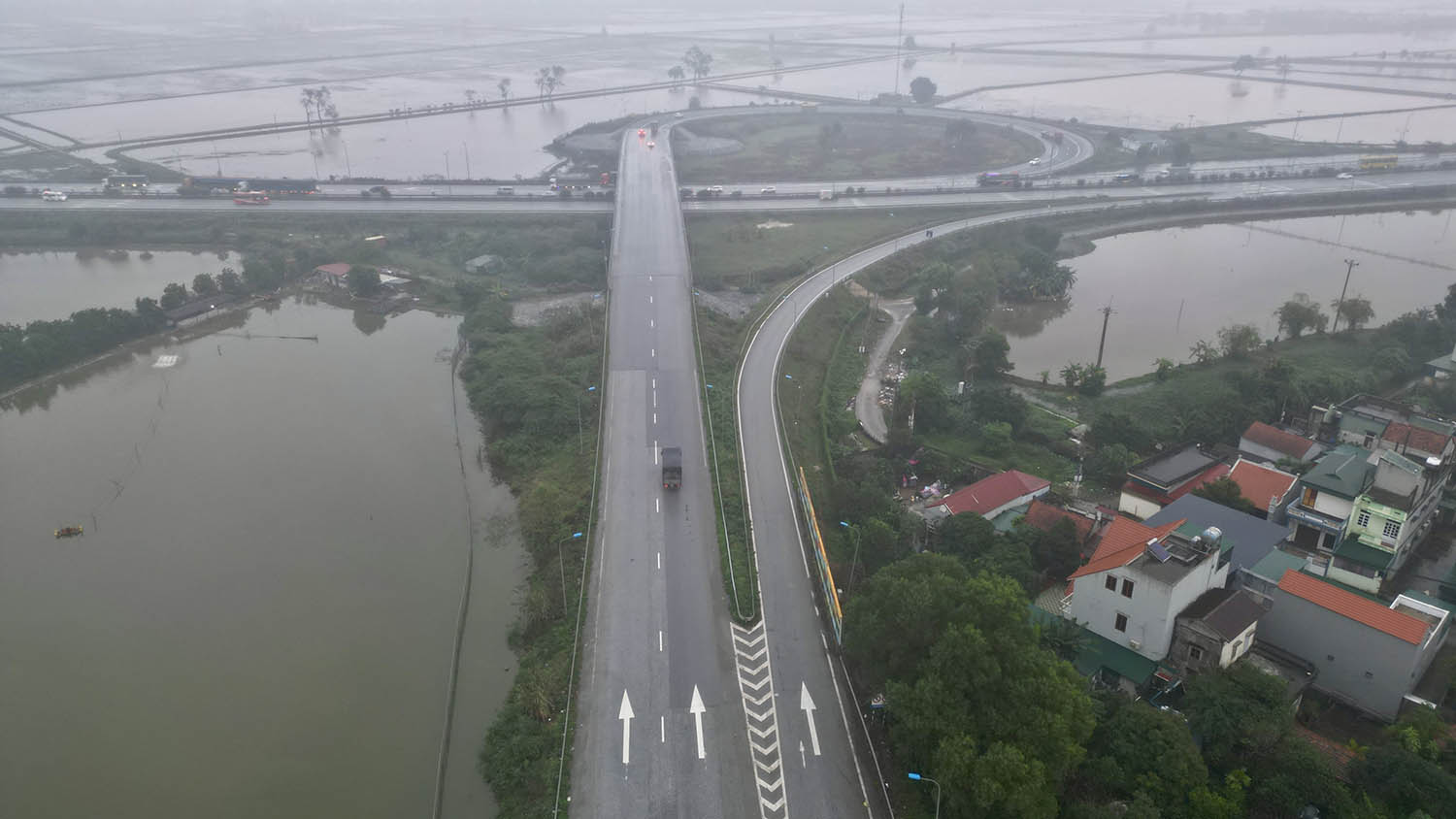 Điểm đầu Cao tốc Cầu Giẽ - Ninh Bình ở nút giao Đại Xuyên (huyện Phú Xuyên, Hà Nội).
