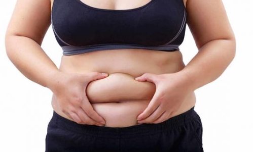 Có thể giảm mỡ bụng bằng tư thế nằm ngủ. Ảnh: Sưu tập