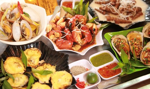 Một bữa ốc đủ phong vị là gợi ý hoàn hảo để “đổi gió” cho buổi tối se lạnh. Ảnh: Oc Di Tu