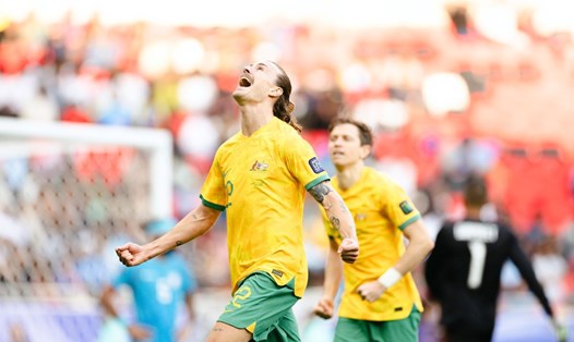 Jackson Irvine ghi bàn đầu hiệp 2, mở ra chiến thắng cho tuyển Australia. Ảnh: Socceroos