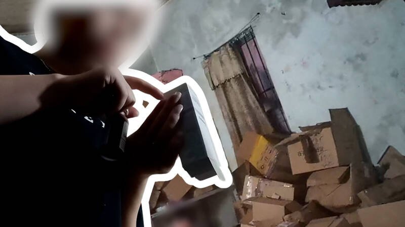 Kho mỹ phẩm "lậu" nhái, bí quyết làm giàu của các cửa hàng mỹ phẩm online. Ảnh: Nhóm PV.