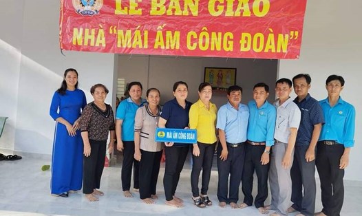 Năm 2023, các cấp Công đoàn trên địa bàn tỉnh Trà Vinh thực hiện phúc lợi cho đoàn viên, người lao động với số tiền trên 10 tỉ đồng. Ảnh:  LĐLĐ huyện Càng Long cung cấp