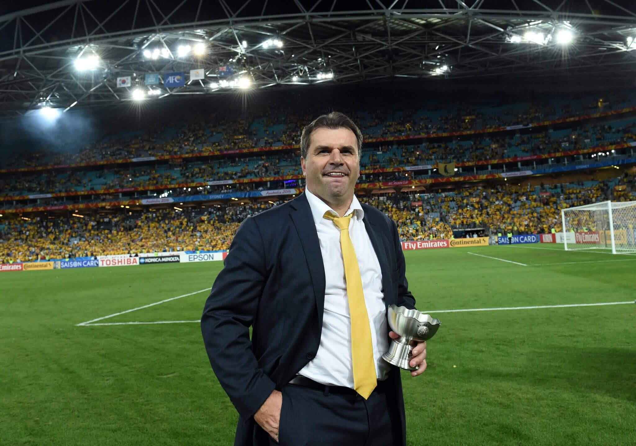 Ange Postecoglou vào năm 2015 khi dẫn dắt Australia đánh bại Hàn Quốc ở chung kết Asian Cup. Ảnh: AFP