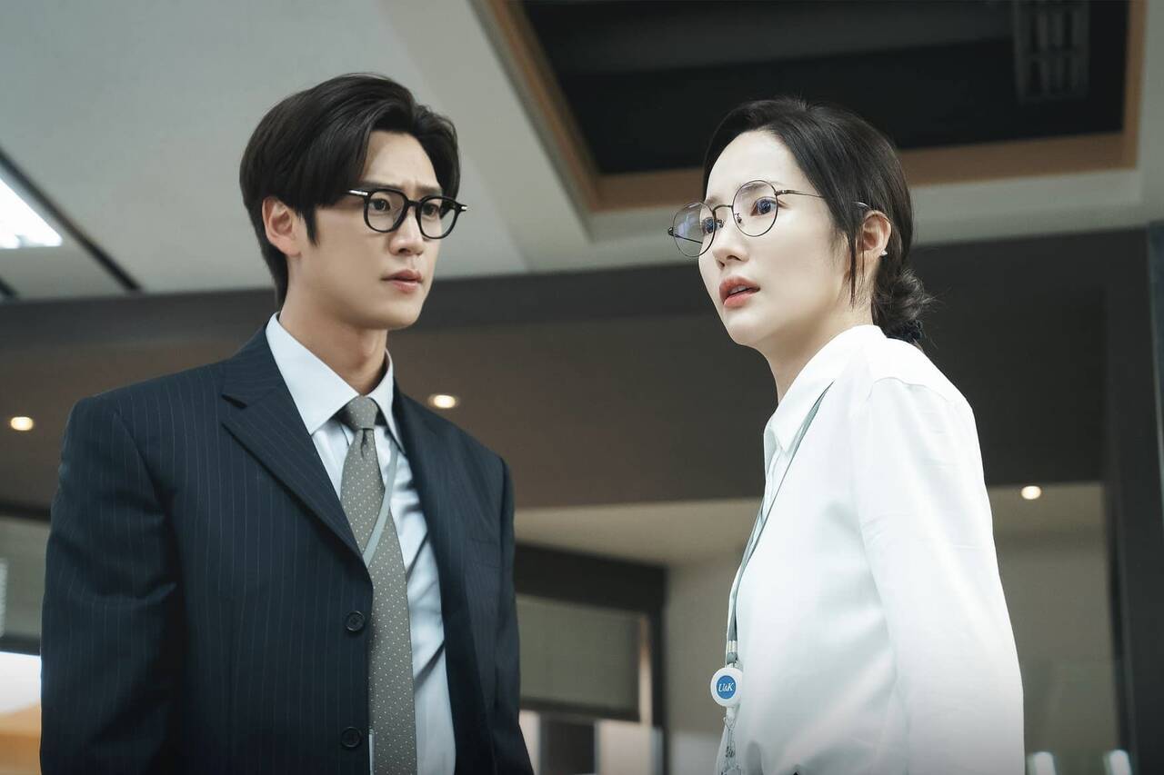 Na In Woo và Park Min Young trong "Cô đi mà lấy chồng tôi". Ảnh: Nhà sản xuất